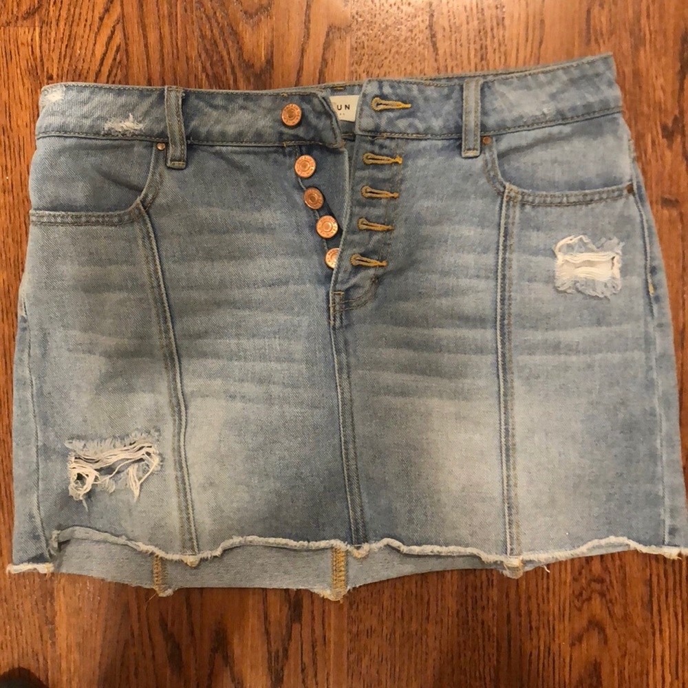 A size 28 Pacsun Jean Skirt